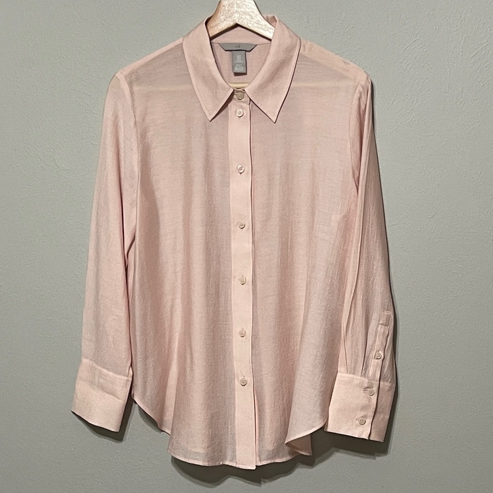 H&M Light Pink Long-Sleeve Oversized Button-Up Semi-sheer Shirt, M